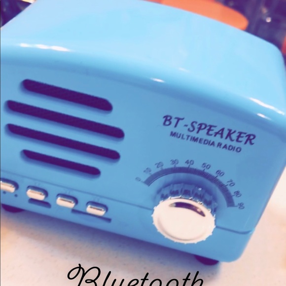 Vintage Look Bluetooth Wireless Speaker - Picture 4 of 4